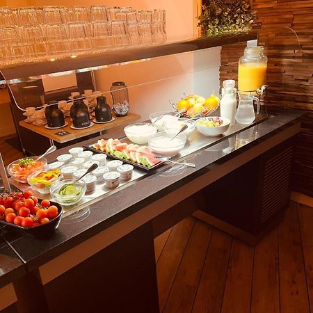 Hagen'S Hotel "Eat & Meet" Restaurant Bar Lounge Haren Exterior foto